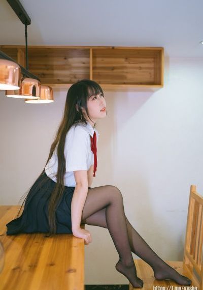 《情不自禁》高清完整_高清电影大全在线