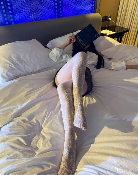 黑人精品在线_超清高清完整版播放