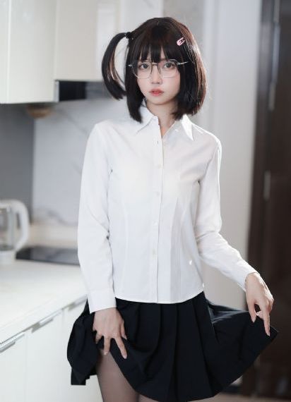 贪婪在线_短视频完整无删减版