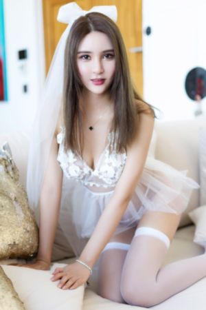 我揉着老师的白嫩大乳视频_BD英语HD在线观看