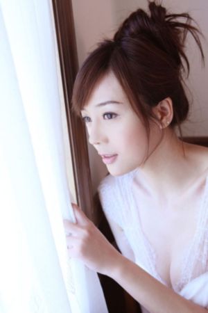 女大学生沙龙在线播放_DVD高清在线